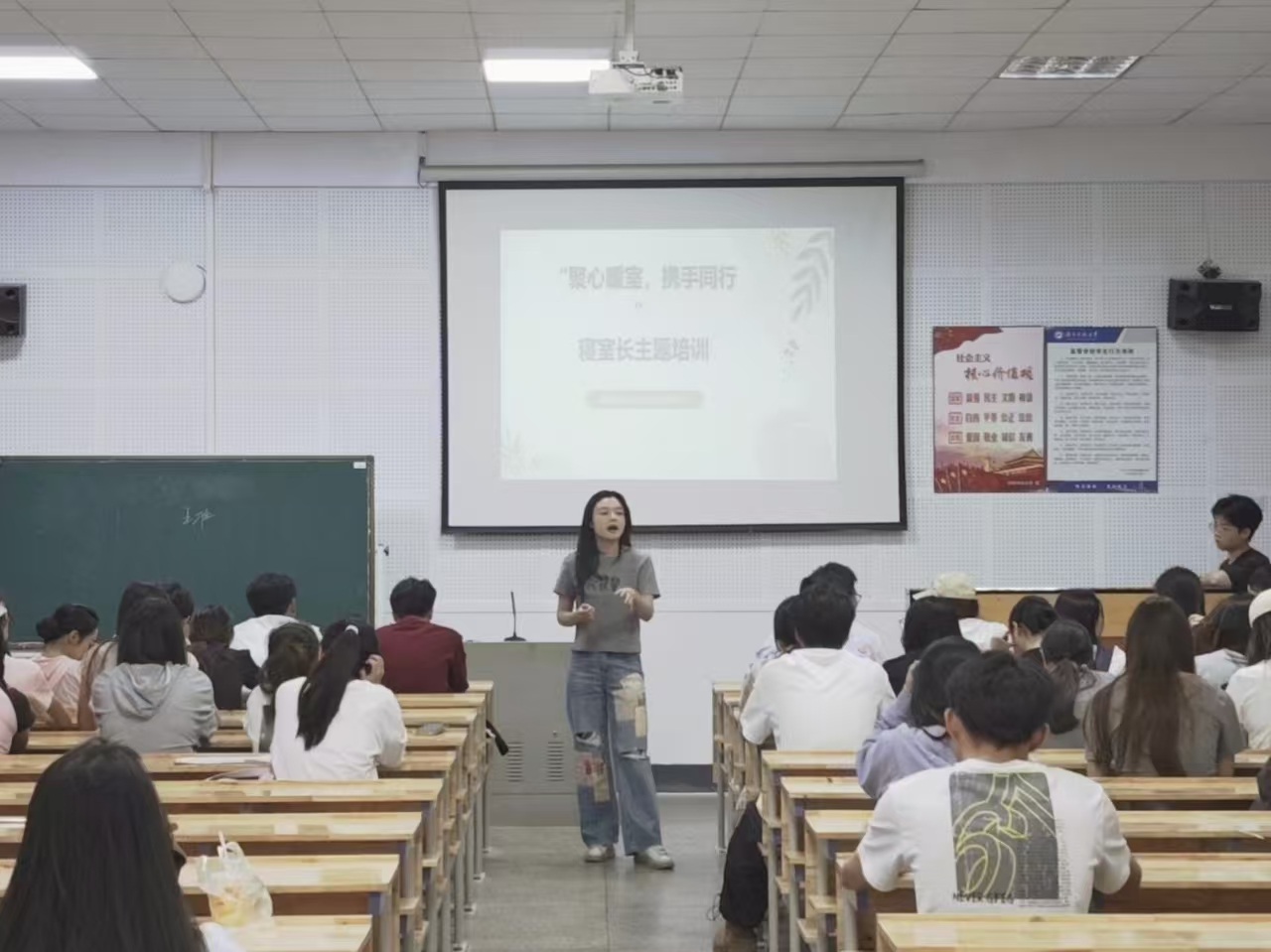 5f743139b81d4c3c9865301541105bc2.jpg 5f743139b81d4c3c9865301541105bc2.jpg